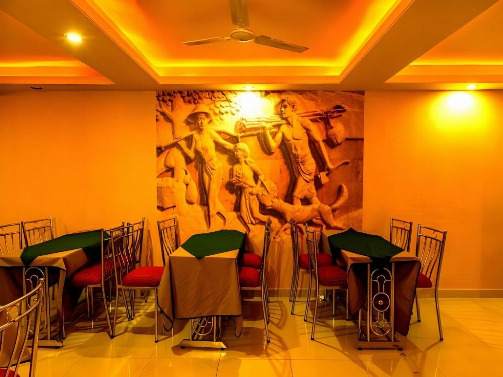 Hotel Ananta Inn