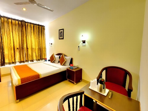 Hotel Ananta Inn image 9